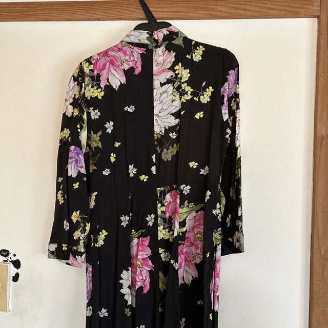 ZARA(ザラ)の☆ZARA花柄ロングシャツワンピース☆ レディースのワンピース(ロングワンピース/マキシワンピース)の商品写真