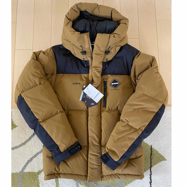 F.C.Real Bristol 21AW TOUR DOWN PARKA | フリマアプリ ラクマ