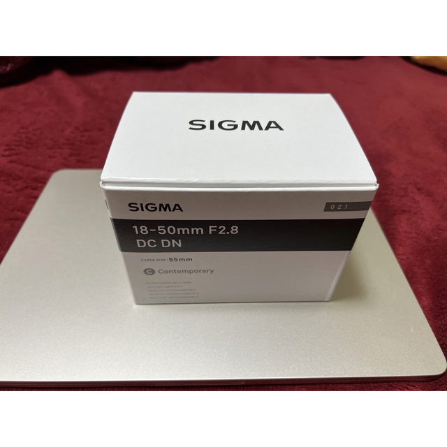 SIGMA 18-50mm F2.8 DCDN For Sony E-mount