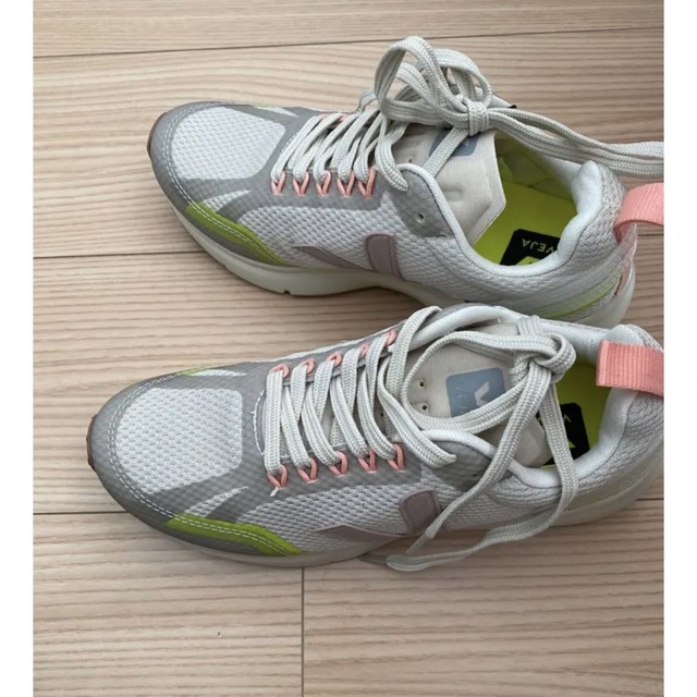 VEJA - 新品 VEJA スニーカー 22.5の通販 by ❁Rose's select shop