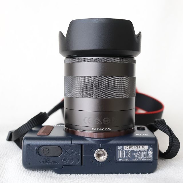 Canon EOS M2 ブルー + EF-M18-55mm 2