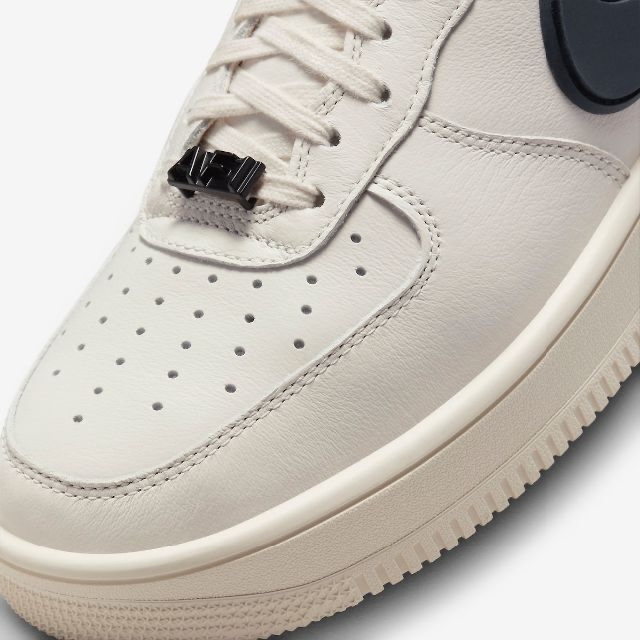 NIKE(ナイキ)のAMBUSH × Nike Air Force 1 Low "Phantom" メンズの靴/シューズ(スニーカー)の商品写真