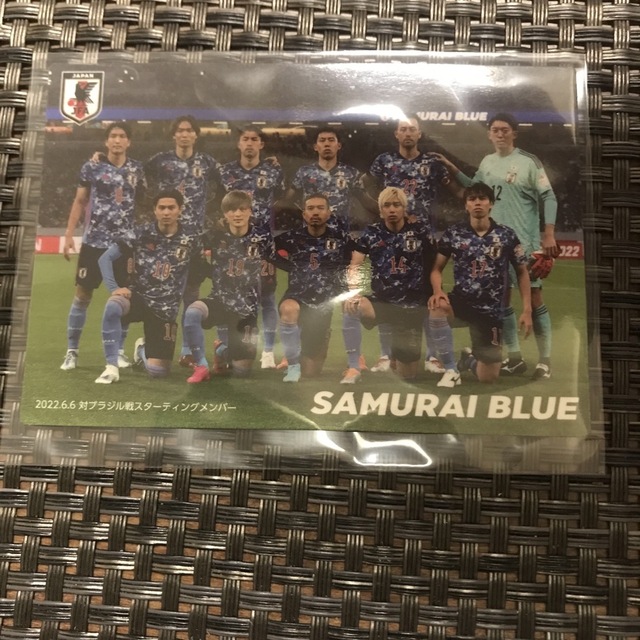 カルビー(カルビー)のカルビーサッカー日本代表チームチップス☆SAMURAI BLUE☆ エンタメ/ホビーのタレントグッズ(スポーツ選手)の商品写真