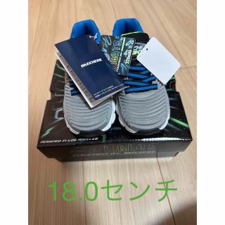 スケッチャーズ(SKECHERS)の【新品】スケッチャーズ　光る靴　グレー　18.0センチ(スニーカー)