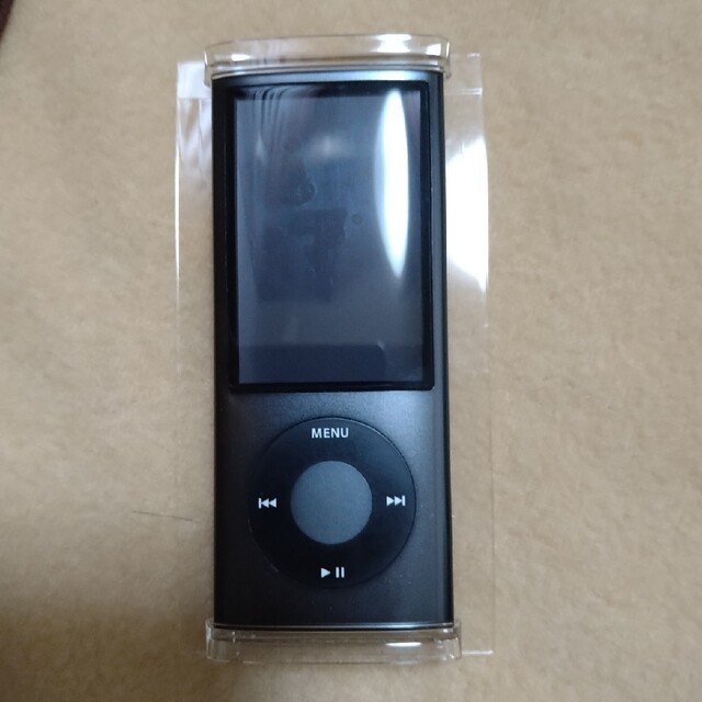 iPod(アイポッド)のipod nano 第5世代　ブラック　16GB スマホ/家電/カメラのオーディオ機器(ポータブルプレーヤー)の商品写真