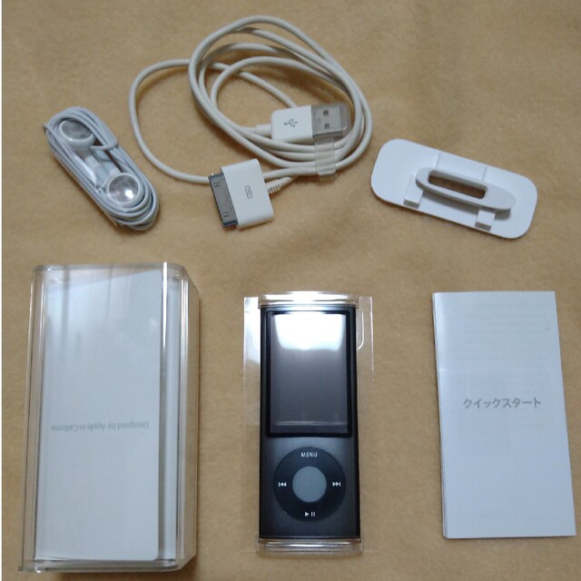 iPod(アイポッド)のipod nano 第5世代　ブラック　16GB スマホ/家電/カメラのオーディオ機器(ポータブルプレーヤー)の商品写真