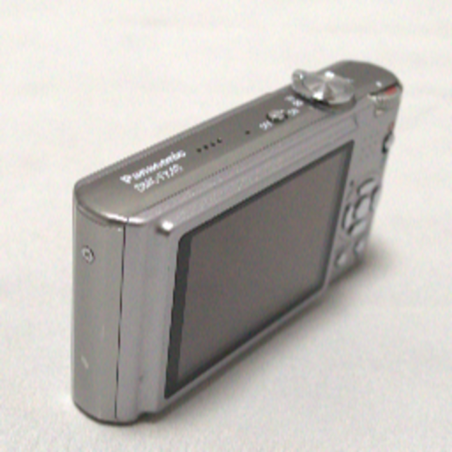 Panasonic(パナソニック)のPanasonic パナソニック デジタルカメラ LUMIX DMC-FX40 スマホ/家電/カメラのカメラ(コンパクトデジタルカメラ)の商品写真