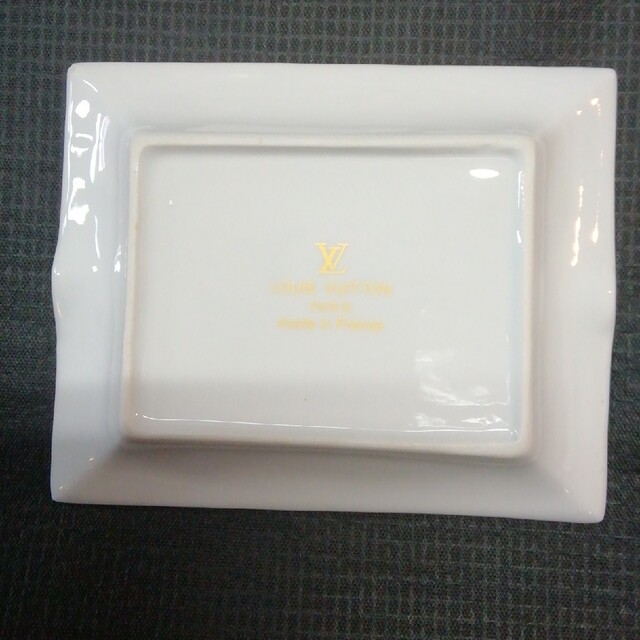 LOUIS VUITTON - ルイヴィトン ノベルティ 灰皿の通販 by kyo's LOUIS VUITTON - ルイヴィトン ノベルティ 灰皿の通販 by kyo's