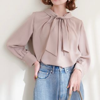 ナチュラルクチュール(natural couture)のnatural couture  袖口パールノット結びボータイブラウス(シャツ/ブラウス(長袖/七分))