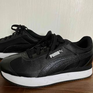 プーマ(PUMA)のPUMA スニーカー  SOFTFOAM 防水スプレー済 23.5  数回使用 (スニーカー)