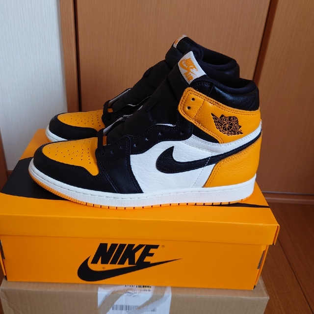 NIKE(ナイキ)のNIKE　AIRJORDAN1 High OG  TAXi メンズの靴/シューズ(スニーカー)の商品写真