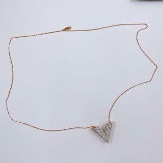 正規品・美品】 ルイヴィトン M68156 エッセンシャルV ネックレス-