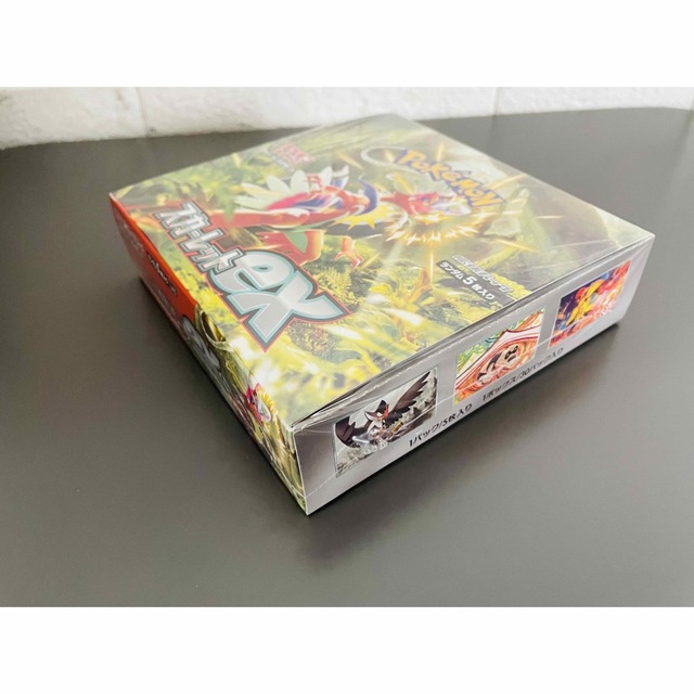 ポケモン(ポケモン)のポケモン スカーレットex box シュリンク付き　プロモカード3パック付き エンタメ/ホビーのトレーディングカード(Box/デッキ/パック)の商品写真