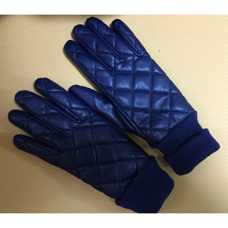 ユニクロ(UNIQLO)のユニクロ★キルティングレザー手袋 グローブ(手袋)