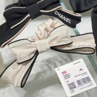 シャネル ロゴ ヘアゴム/シュシュの通販 35点 | CHANELのレディースを