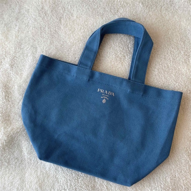 PRADA - 新品未使用☆早い者勝ち!PRADA 水色ミニトートバッグ