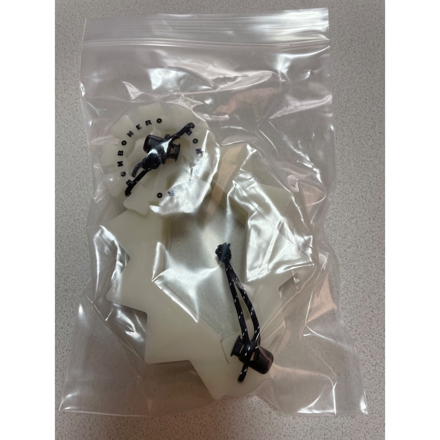 ボンボネロ 蓄光 BONBONERO クラシック 10290円引き www.gold-and-wood.com
