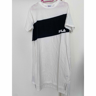 FILA  半袖　裾長　Mサイズ(Tシャツ(半袖/袖なし))