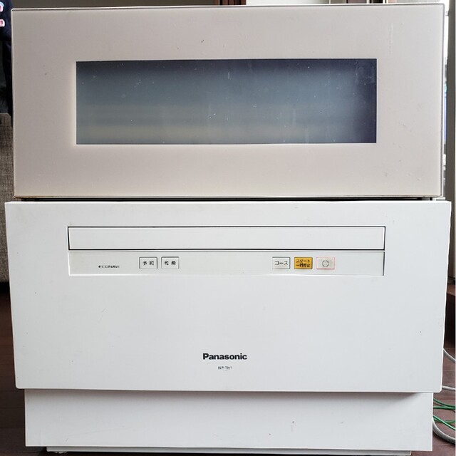 Panasonic - 電動食器洗い乾燥機 NP-TH1の通販 by ブラックツリー's