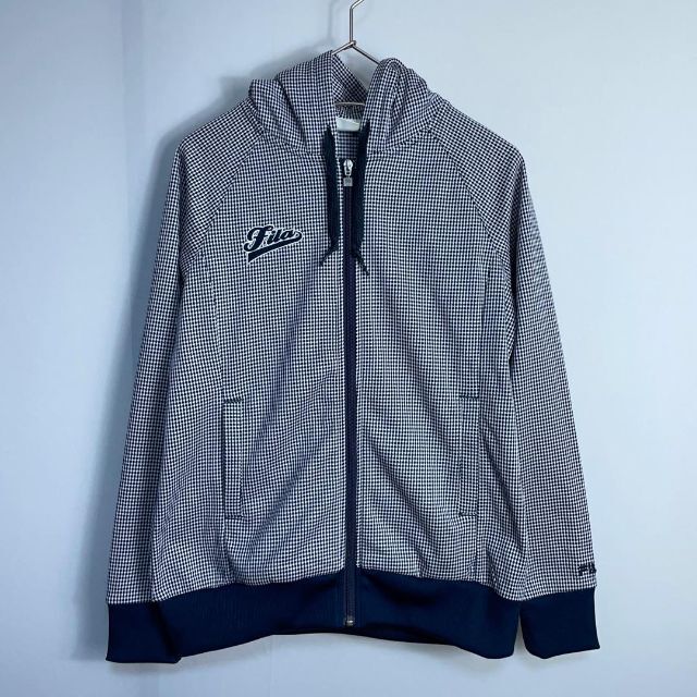 FILA(フィラ)の美品 FILA フィラ ギンガムチェック ジップパーカー レディースMフィラ スポーツ/アウトドアのテニス(ウェア)の商品写真