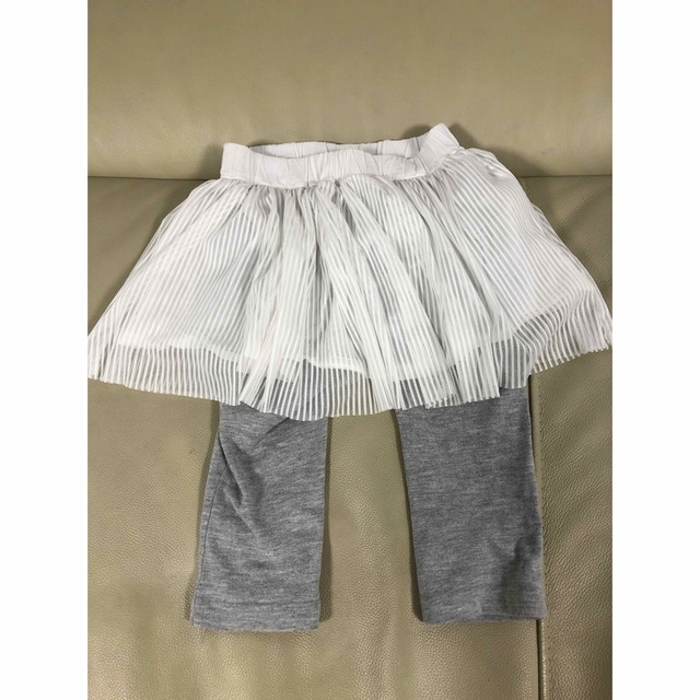 【スカッツ2枚セット】チュールスカート付7分丈パンツ　サイズ110 キッズ/ベビー/マタニティのキッズ服女の子用(90cm~)(パンツ/スパッツ)の商品写真