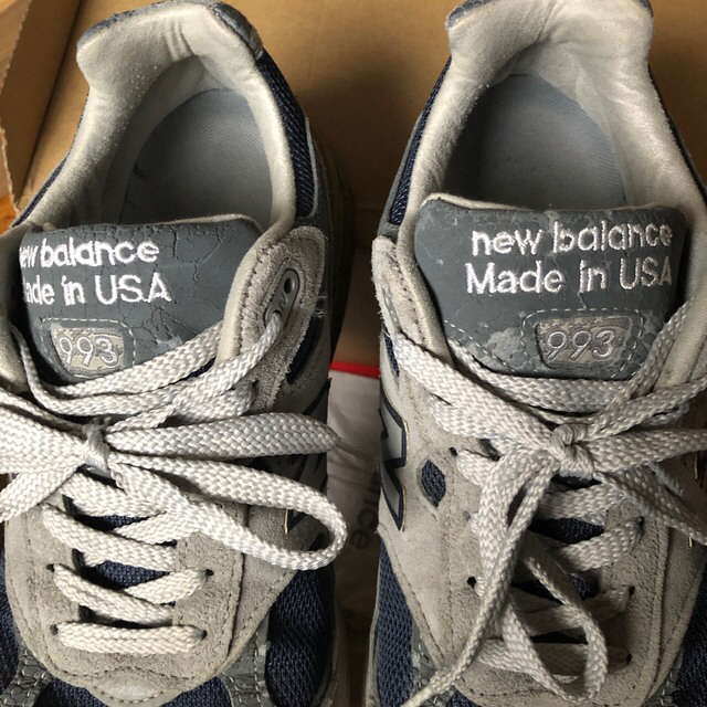 New Balance(ニューバランス)のセールMADEINUSA🌈ニューバランスＭＲ993GNV箱付き🍀27センチ メンズの靴/シューズ(スニーカー)の商品写真