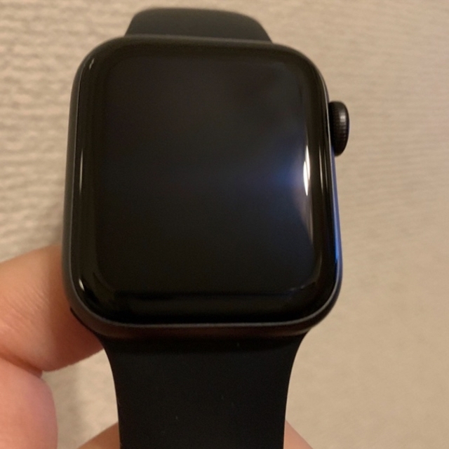 Apple Watch SE(GPSモデル)- 40mm