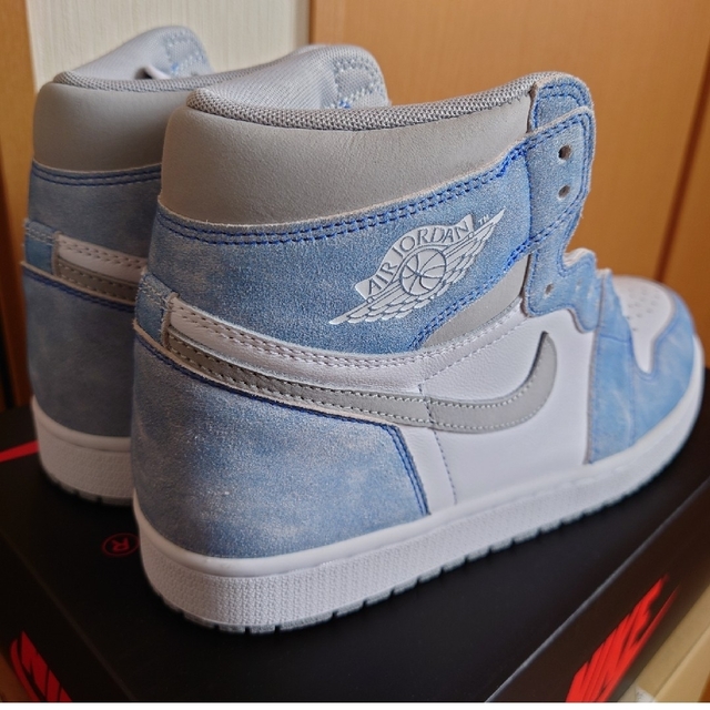 NIKE(ナイキ)のNIKE AIRJORDAN1 HIGH OGハイパーロイヤル メンズの靴/シューズ(スニーカー)の商品写真