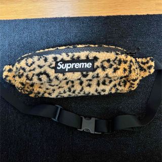 シュプリーム(Supreme)のsupreme  ウエストバック　ポーチ(ウエストポーチ)