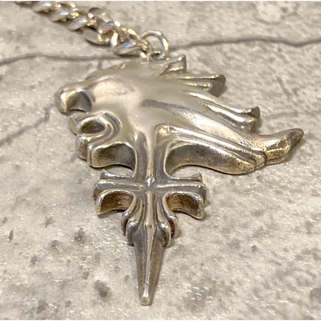 美品 ファイナルファンタジー ネックレス スリーピング ライオンハート 925