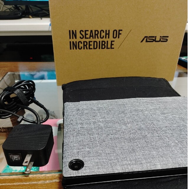 ASUS Chromebook Detachable CM3 2