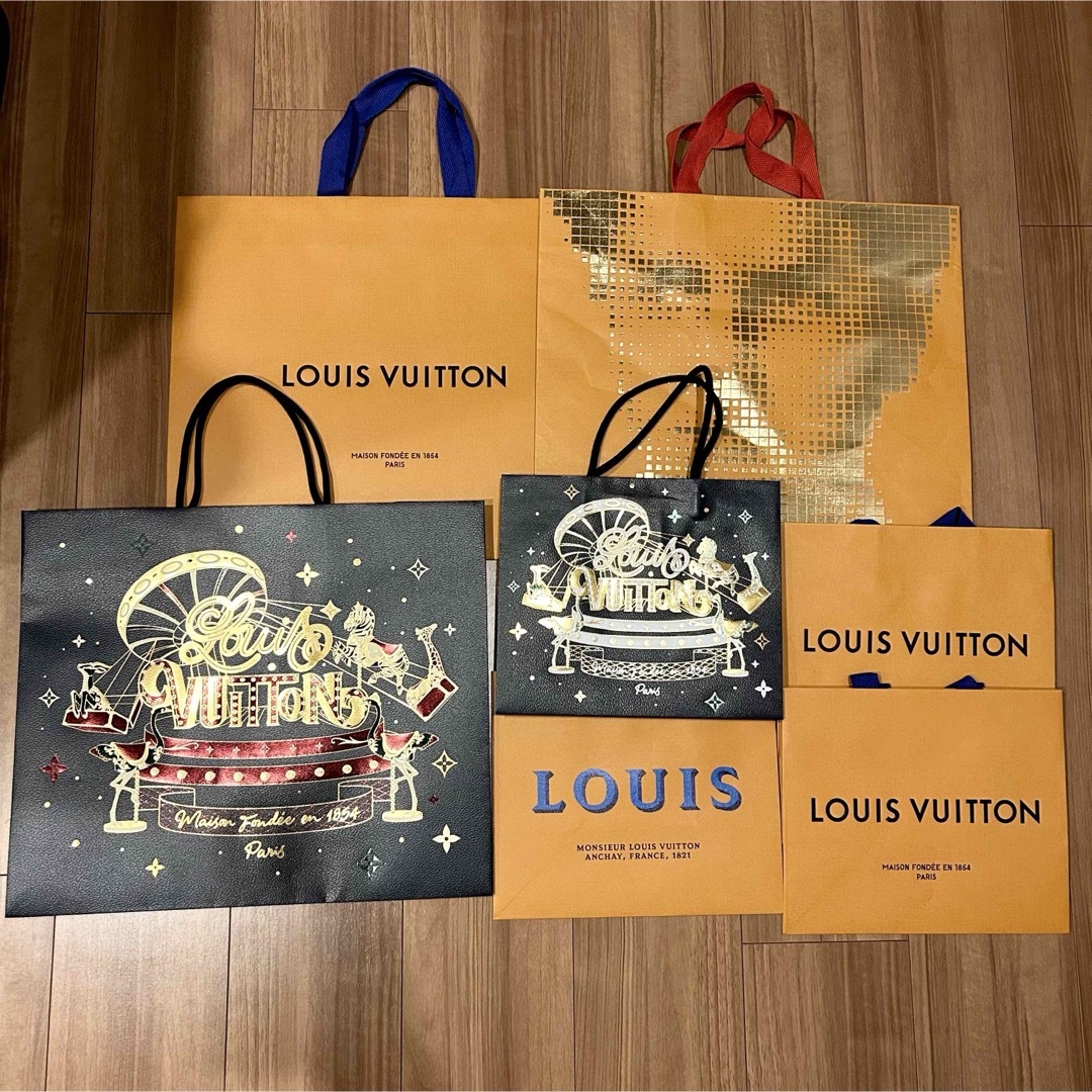 LOUIS VUITTON - LouisVuitton⭐︎限定ショッパー2点セットの LOUIS VUITTON - LouisVuitton⭐︎限定ショッパー2点セットの