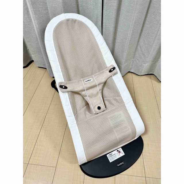 BABYBJORN(ベビービョルン)のBABYBJORN ベビービョルン バウンサー メッシュ ベージュ キッズ/ベビー/マタニティの寝具/家具(その他)の商品写真