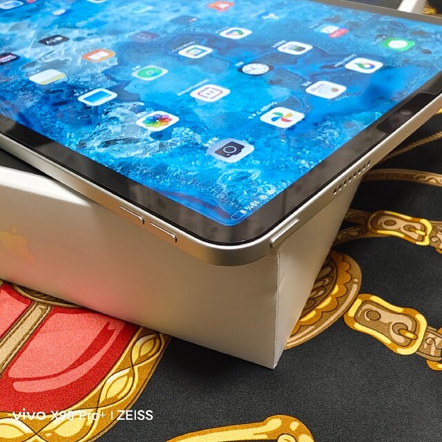 iPad Pro 11インチ 第3世代 Wi-Fi 128GB シルバー 美品