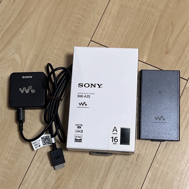 SONY(ソニー)のSONY  ウォークマン Aシリーズ NW-A35(B)   スマホ/家電/カメラのオーディオ機器(ポータブルプレーヤー)の商品写真