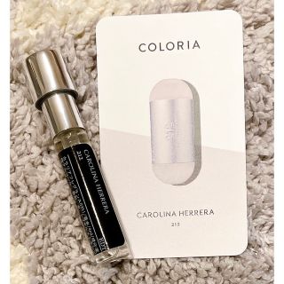 キャロライナヘレナ(CAROLINA HERRERA)の香水　キャロライナへレラ　212 EDT(香水(女性用))