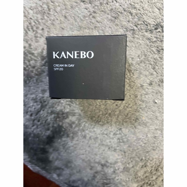 Kanebo(カネボウ)のカネボウ　クリームインデイ　40g コスメ/美容のベースメイク/化粧品(化粧下地)の商品写真