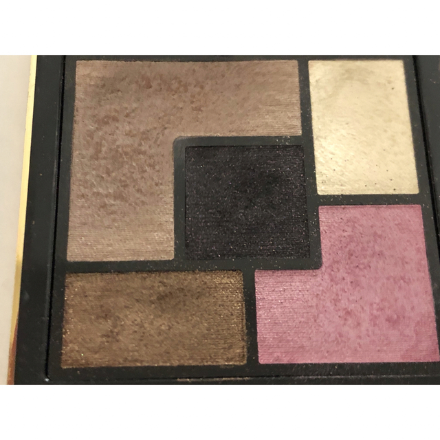 Yves Saint Laurent Beaute(イヴサンローランボーテ)の【YSL】限定アイシャドウ☆ パレット オンブルドジュール コスメ/美容のベースメイク/化粧品(アイシャドウ)の商品写真