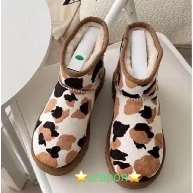 #秋✨激レア✨新品✨23✨UGG✨クラシック ウルトラ ミニ✨Cow Print