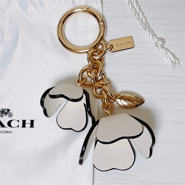 COACH コーチ エッセンシャル ティー ローズ バッグ チャーム