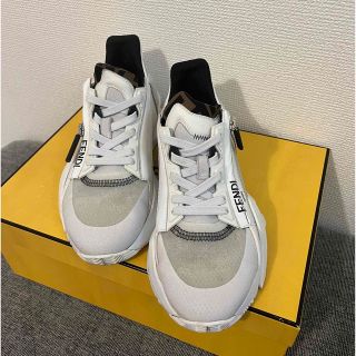 FENDI - FENDIスニーカー 24cmの通販 by たまちゃん's shop