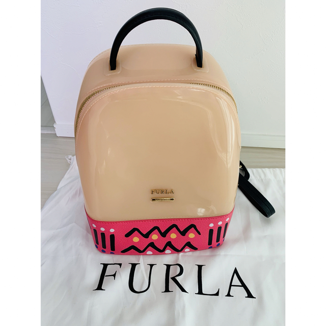 超美品　FURLA フルラ　キャンディバッグ リュック　レザー ピンク グレー