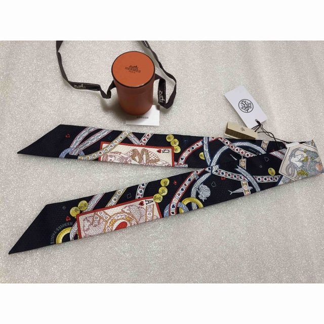 HERMES エルメス　ツイリー　新品　タグ付き　正規品