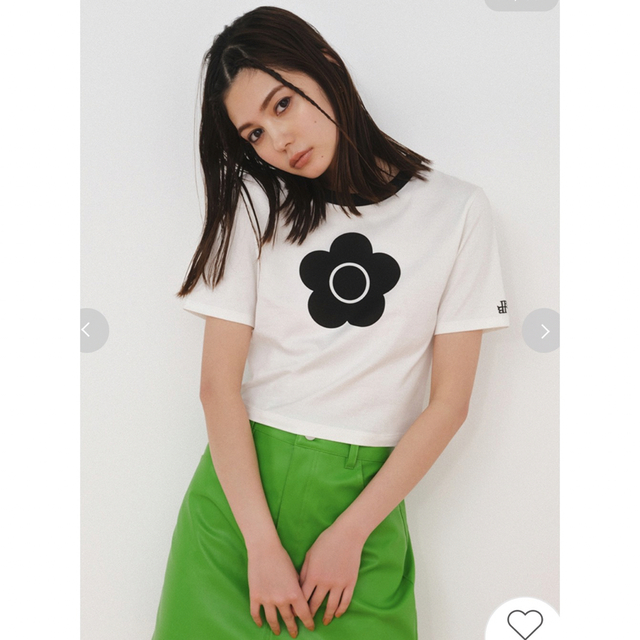 Lily Brown(リリーブラウン)のLILY BROWN×MARY QUANTバリエーションクロップドTシャツ レディースのトップス(Tシャツ(半袖/袖なし))の商品写真