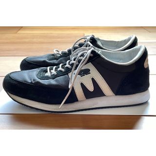 カルフ(KARHU)のKARHU カルフ　スニーカー　黒　23.5センチ(スニーカー)