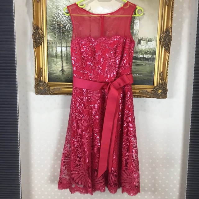 TADASHI SHOJI(タダシショウジ)の新品☆ TADASHI SHOJI サイズ4【 T58】 レディースのワンピース(ひざ丈ワンピース)の商品写真