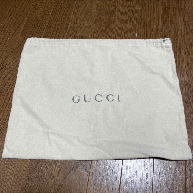 Gucci(グッチ)のグッチ　巾着　保存袋 レディースのバッグ(ショップ袋)の商品写真