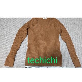 テチチ(Techichi)のテチチ ニット Vネック ケーブル編み(カットソー(長袖/七分))