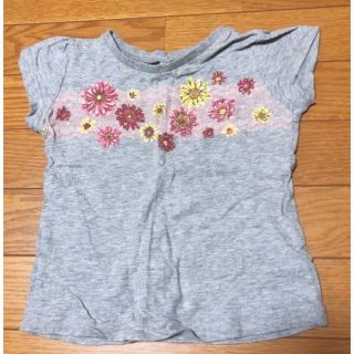 アーヴェヴェ(a.v.v)のTシャツ トップス 半袖 100cm キッズ 女の子 a.v.v avv 花柄(Tシャツ/カットソー)