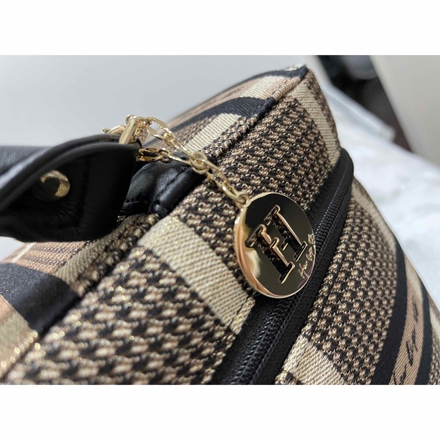 Herlipto Jacquard Vanity Bag Gold 新品未使用 ハンドバッグ